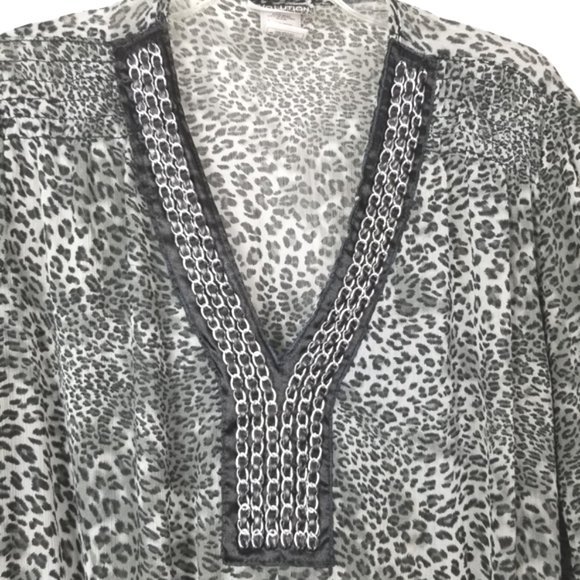Evolution Embellished V Neck Sheer Animal Print Blouse Top Size 2X Black Gray - Picture 2 of 11